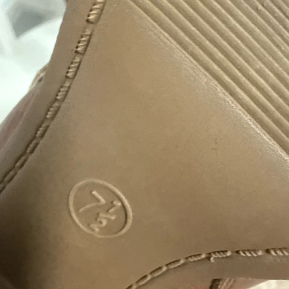 Universal Thread Tan Ankle Booties - Picture 5 of 5